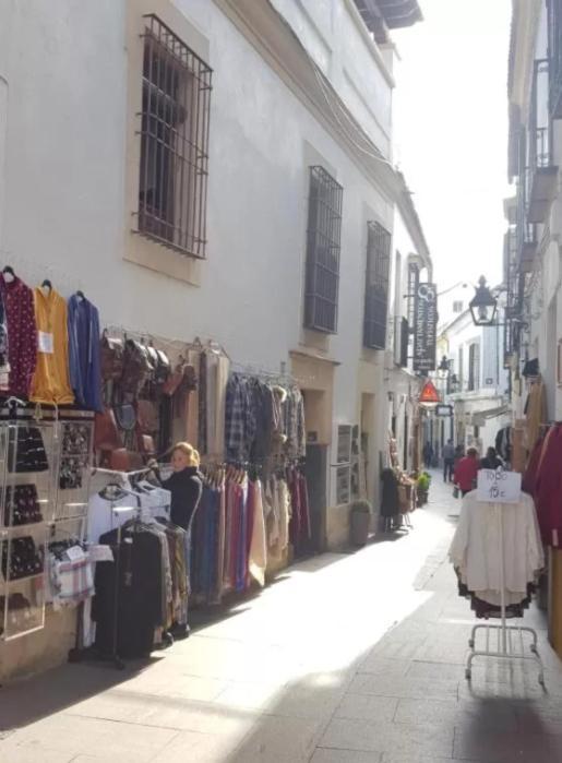 Sunshine Mezquita Apartment Cordoba Luaran gambar