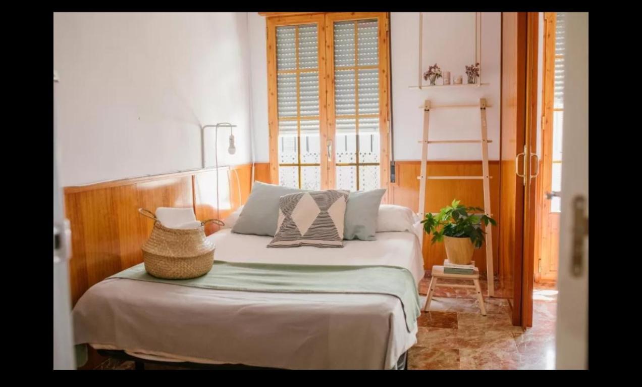 Sunshine Mezquita Apartment Cordoba Luaran gambar